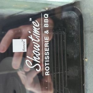 Showtime Rotisserie and BBQ